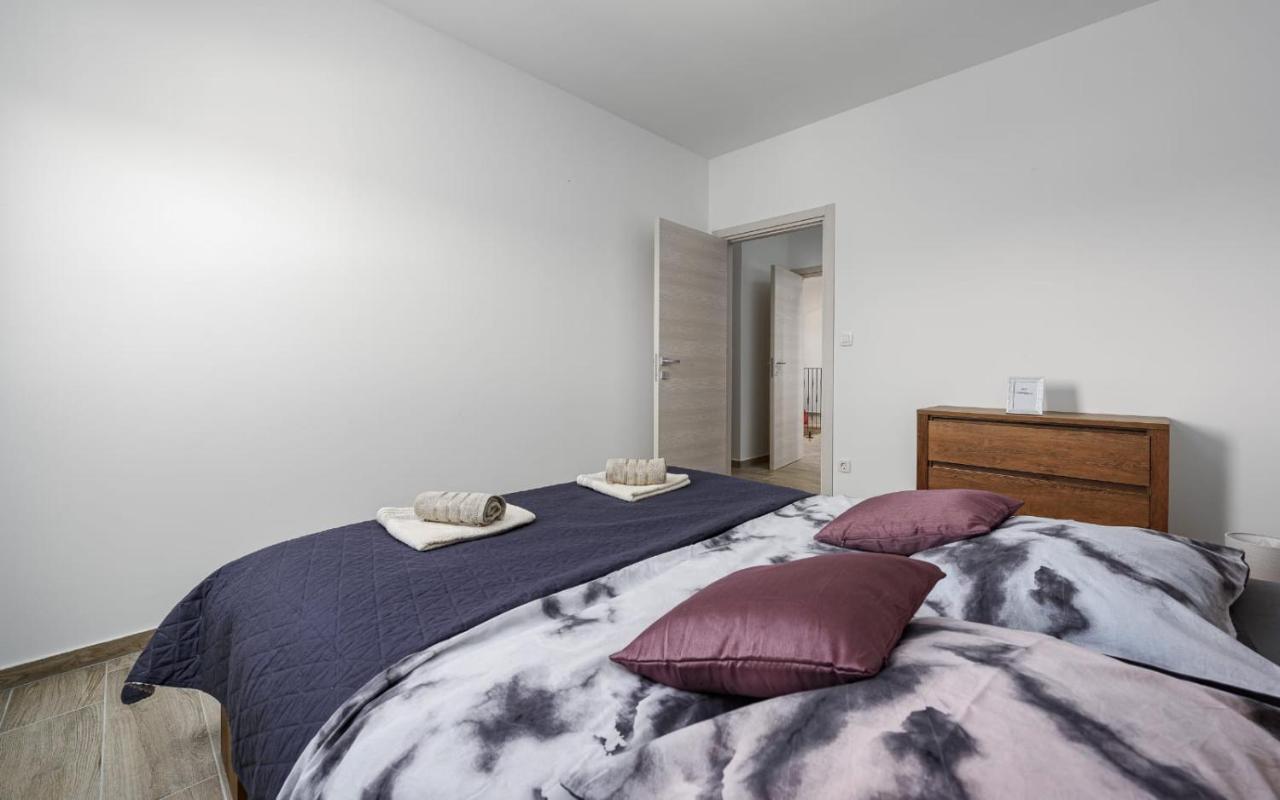 Apartments Valeria Divšići Kültér fotó