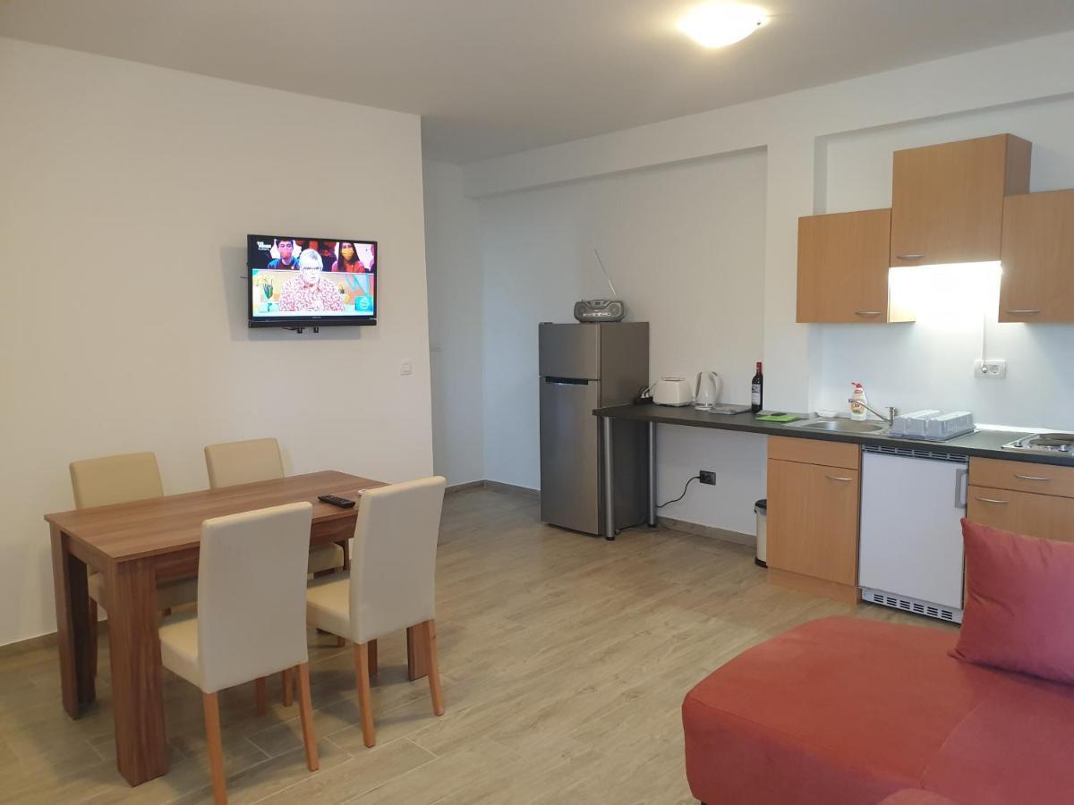 Apartments Valeria Divšići Kültér fotó